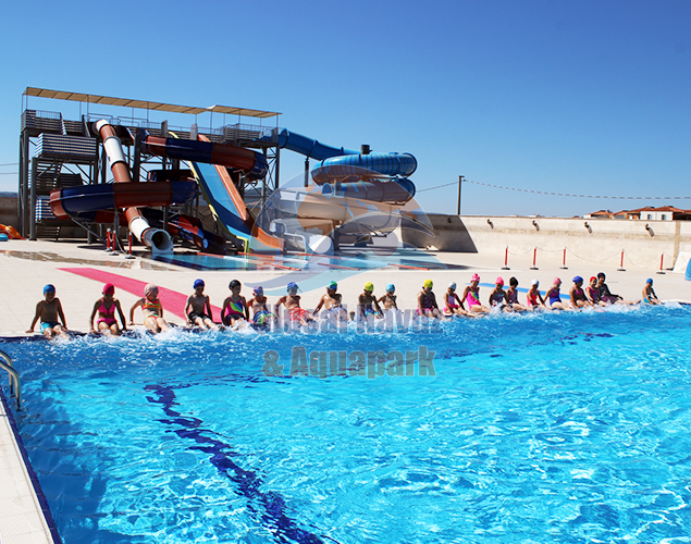 Bergama-İzmir / TÜRKİYE - Bergama Belediyesi Aquapark